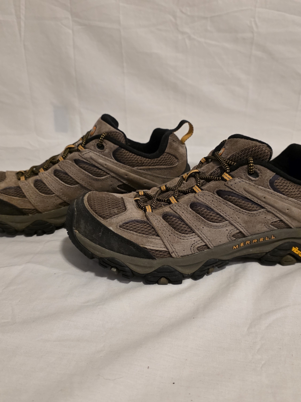 ​Merrell Moab 2 Waterproof Hiking Shoes Men's Brown Suede Vibram Low Sz 9